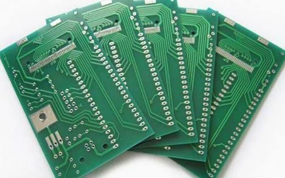 Varios prototipos de PCB disponibles